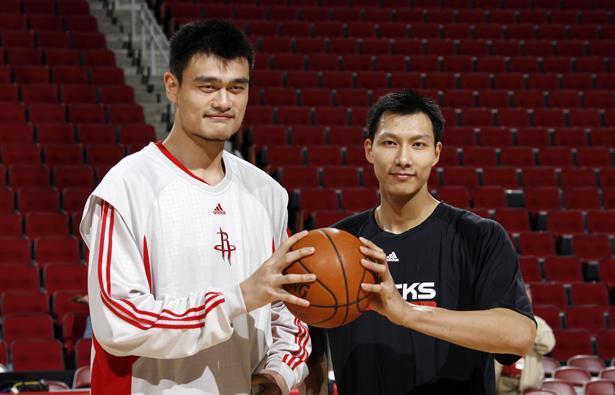 姚明NBA总决赛是哪一年