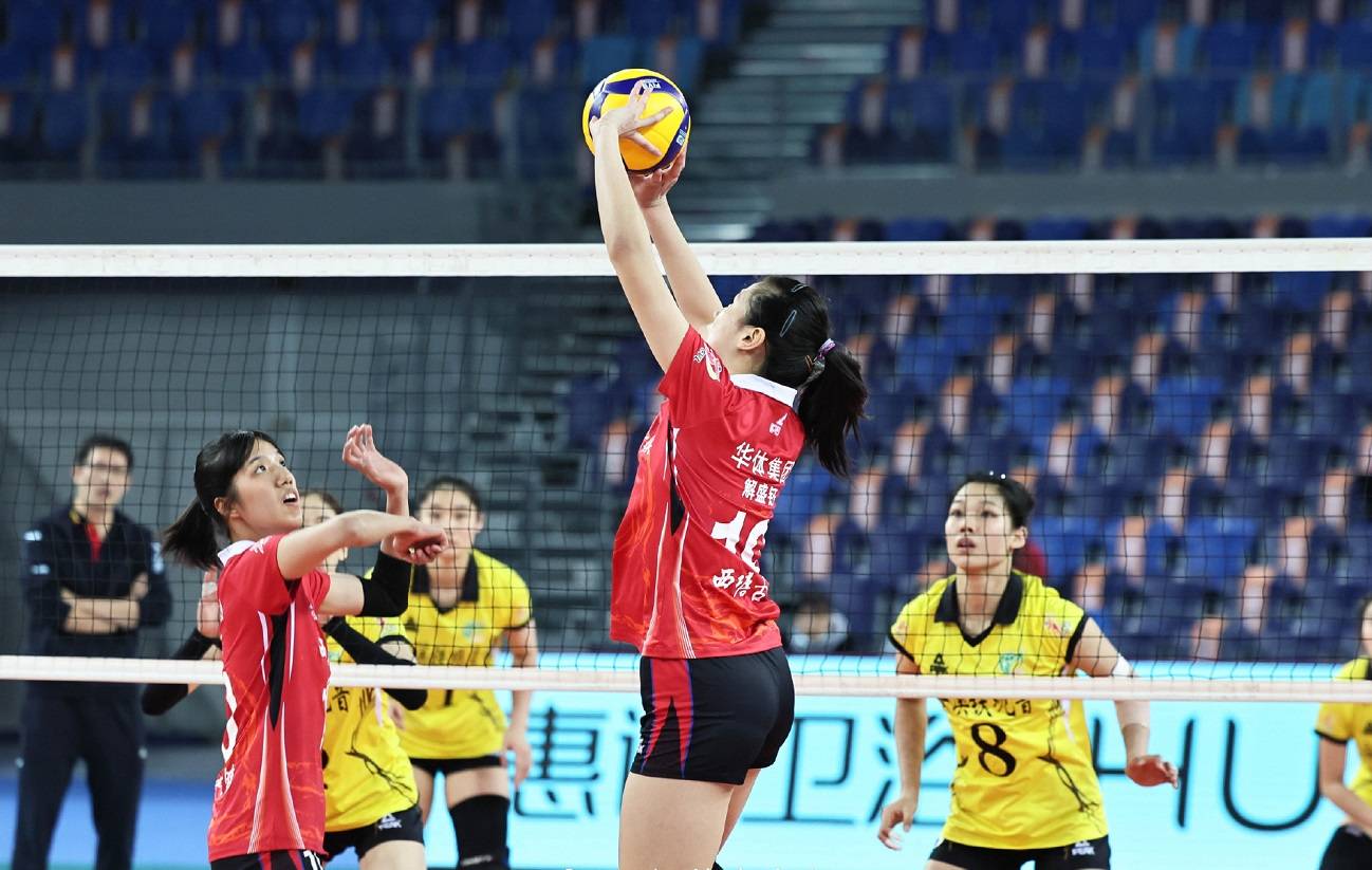 河北女排VS福建女排，这场直播我蹲了三天，终于看懂了门道